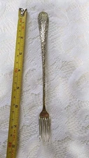 ANTIQUE c1896 -1900 FLORENCE PTRN SILVERPLATED "7 3/8" PICKLE & OLIVE FORK 🥒 🫒