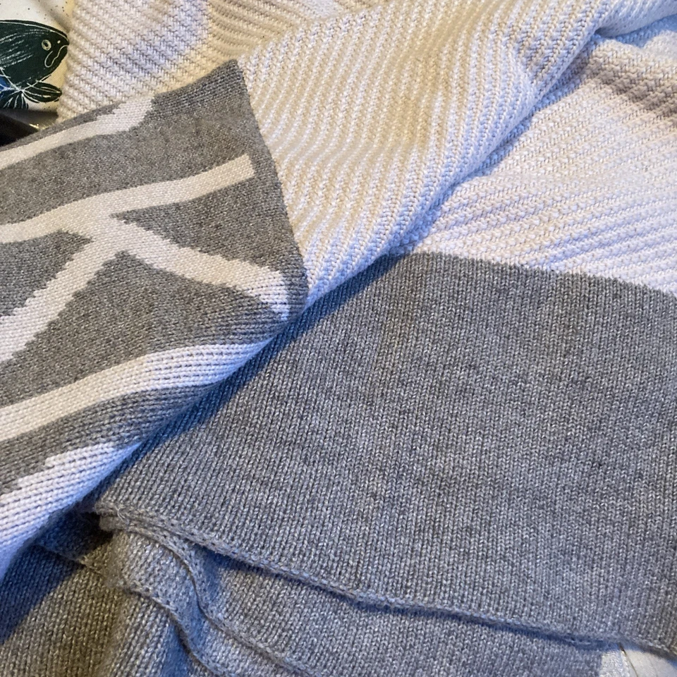 Calvin Klein Off White Con Rayas Gris Tejido Waffle Tiro Muy Cálido Foto 4 de 4