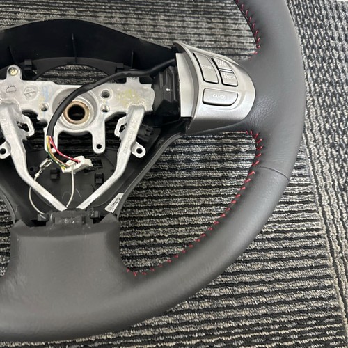 Duties Incl SUBARU Impreza GRB Leather Steering Wheel GS120-02880 - Picture 7 of 10