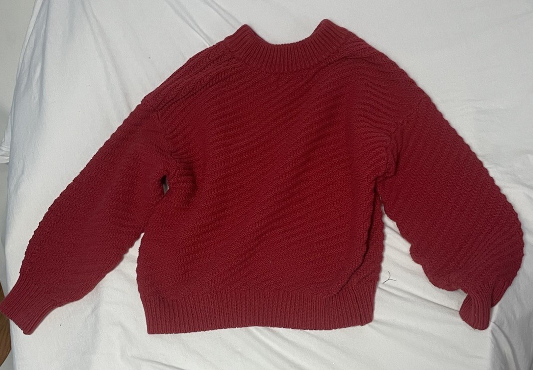 Universal Thread Bobbin Red Cable Knit Pullover  … - image 4