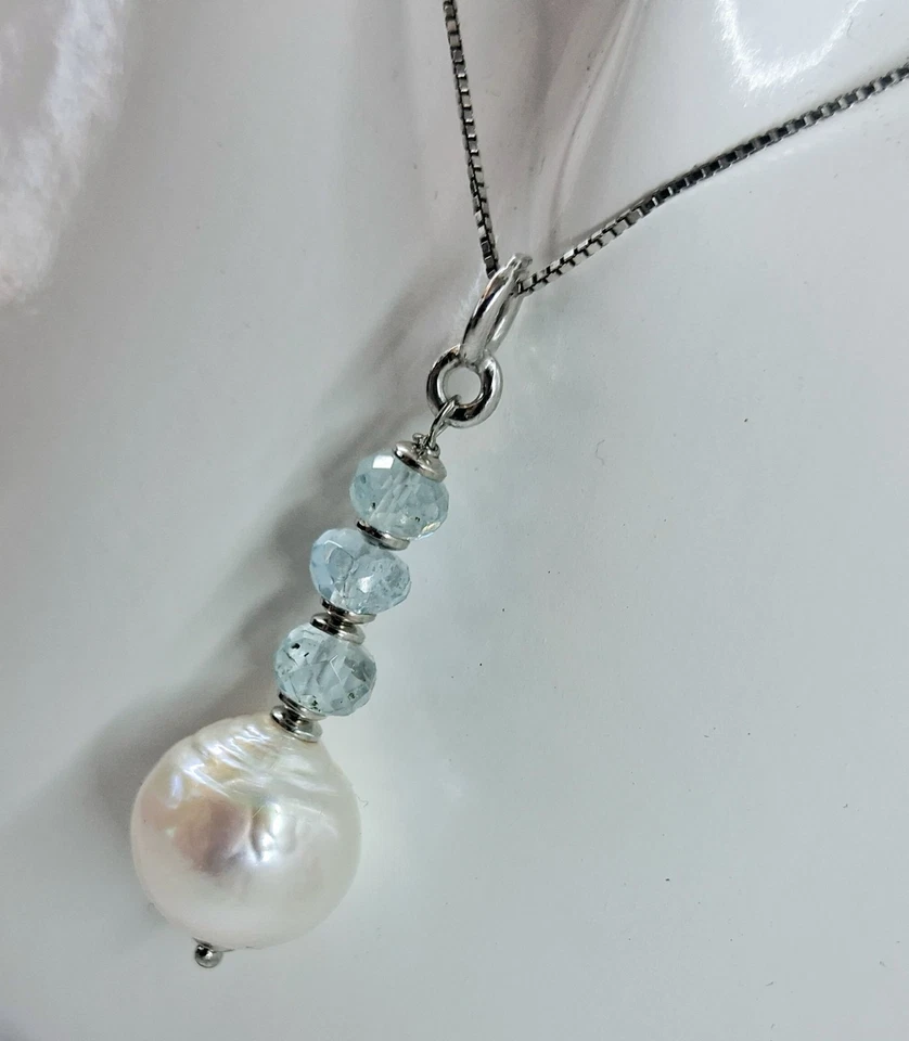 Collana in argento 925 con perla barocca bianca 10/12 mm e acquamarina naturale - Immagine 4 di 4