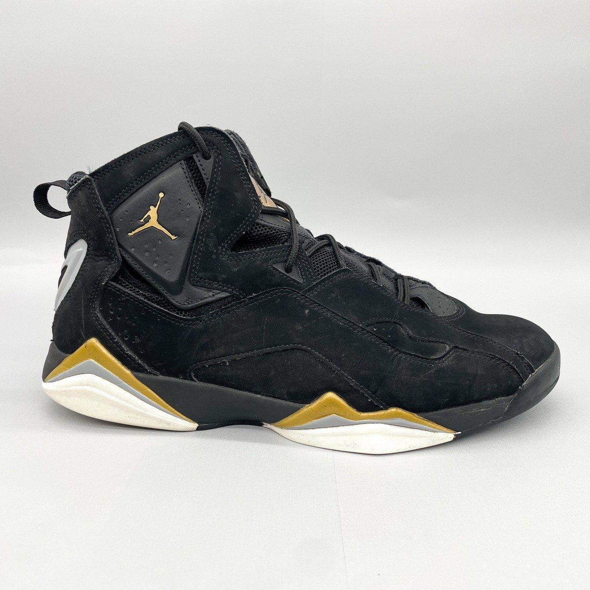 Nike Mens 13 Jordan True Flight Black Gold Basketball Shoes Sneakers  342964-070