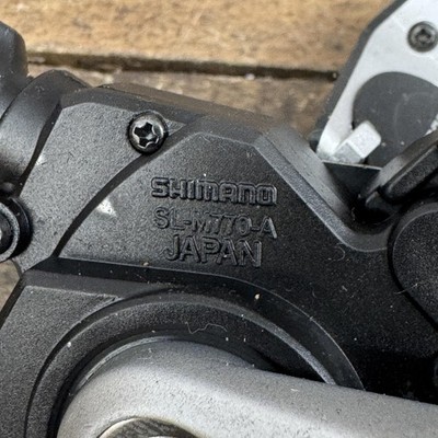 Shimano Deore XT SL-M770-A Right 9 Speed Trigger Shifter MTB SL