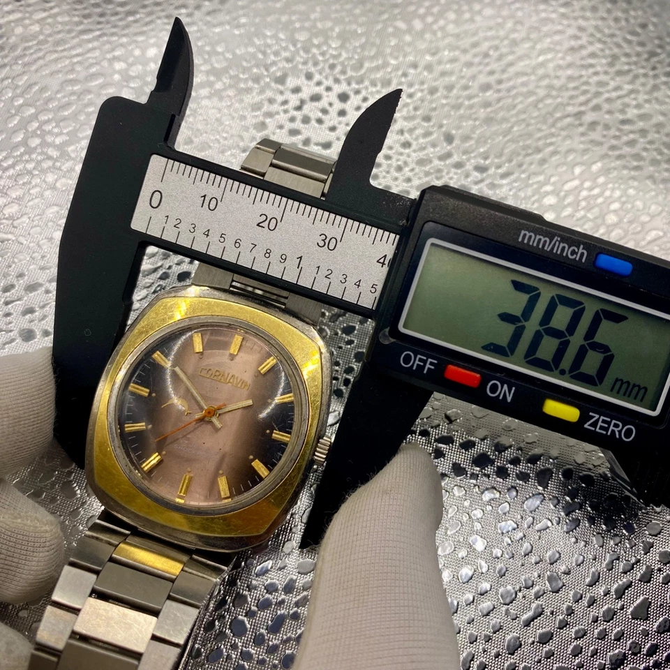 Reloj Skin Diver Vintage Cornavin Dolphin Hombre Cuerda Manual Hecho en Suiza Años 70 Foto 4 de 4