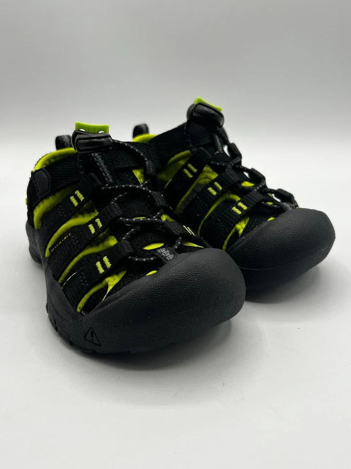 Keen Kids 9 水鞋 Newport H2 防水凉鞋 黑色 莱姆绿 全新 — 第 3/4 张图片