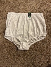 Vanity Fair Perfectly Yours Ravissant Tailored Brief Panties White 8 XL NWT