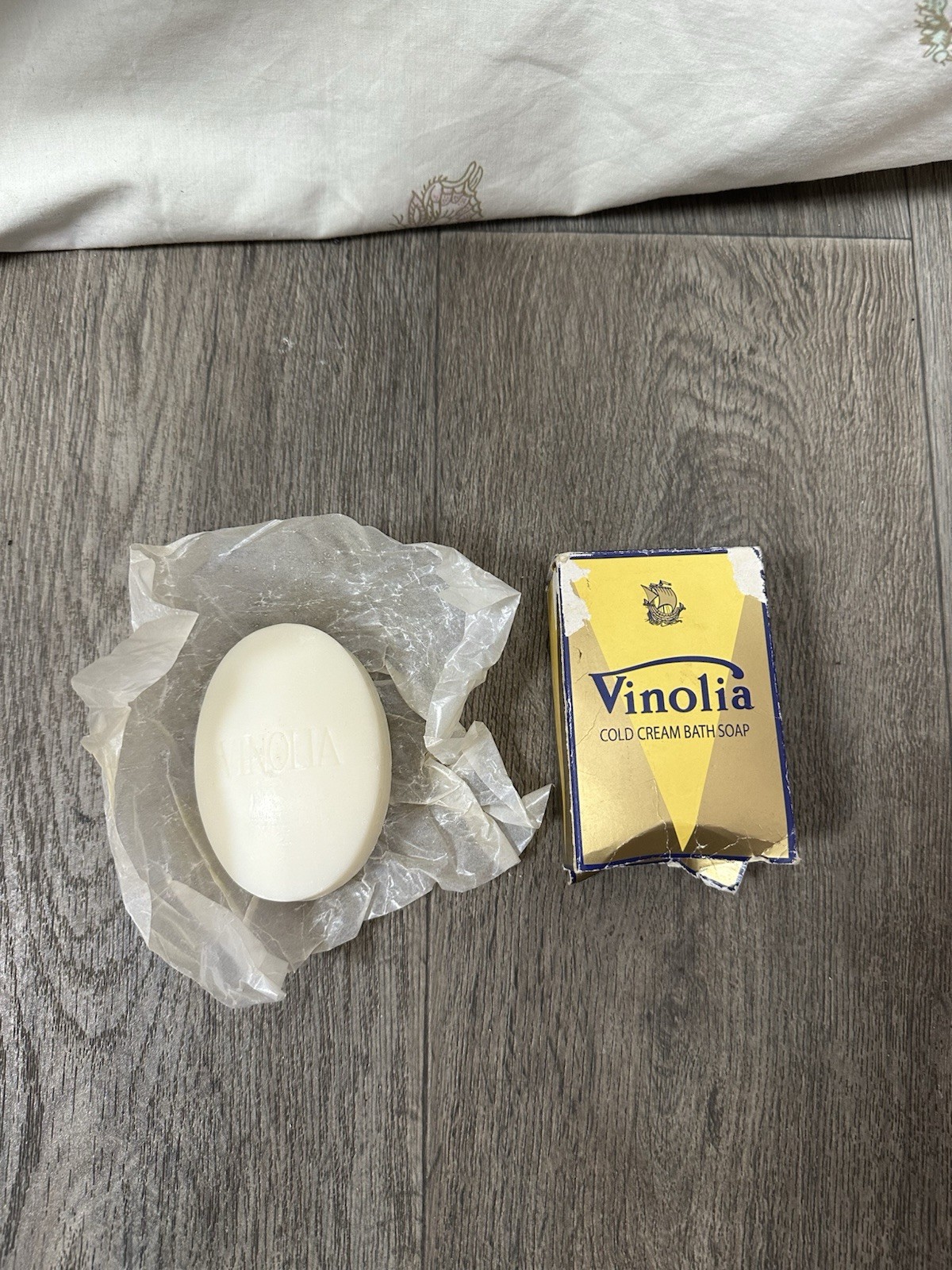 Foto 1 di 7