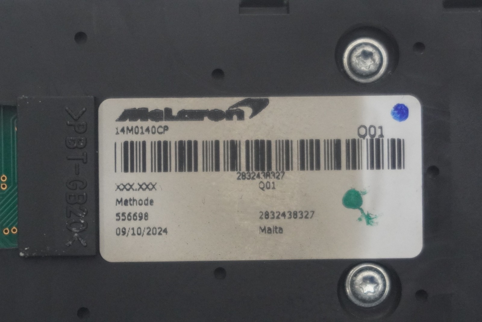 McLaren 750S Right Window switch P/N 14M0140CP