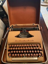 Tower President typewriter (Smith-Corona) w/case in working condition thumbnail