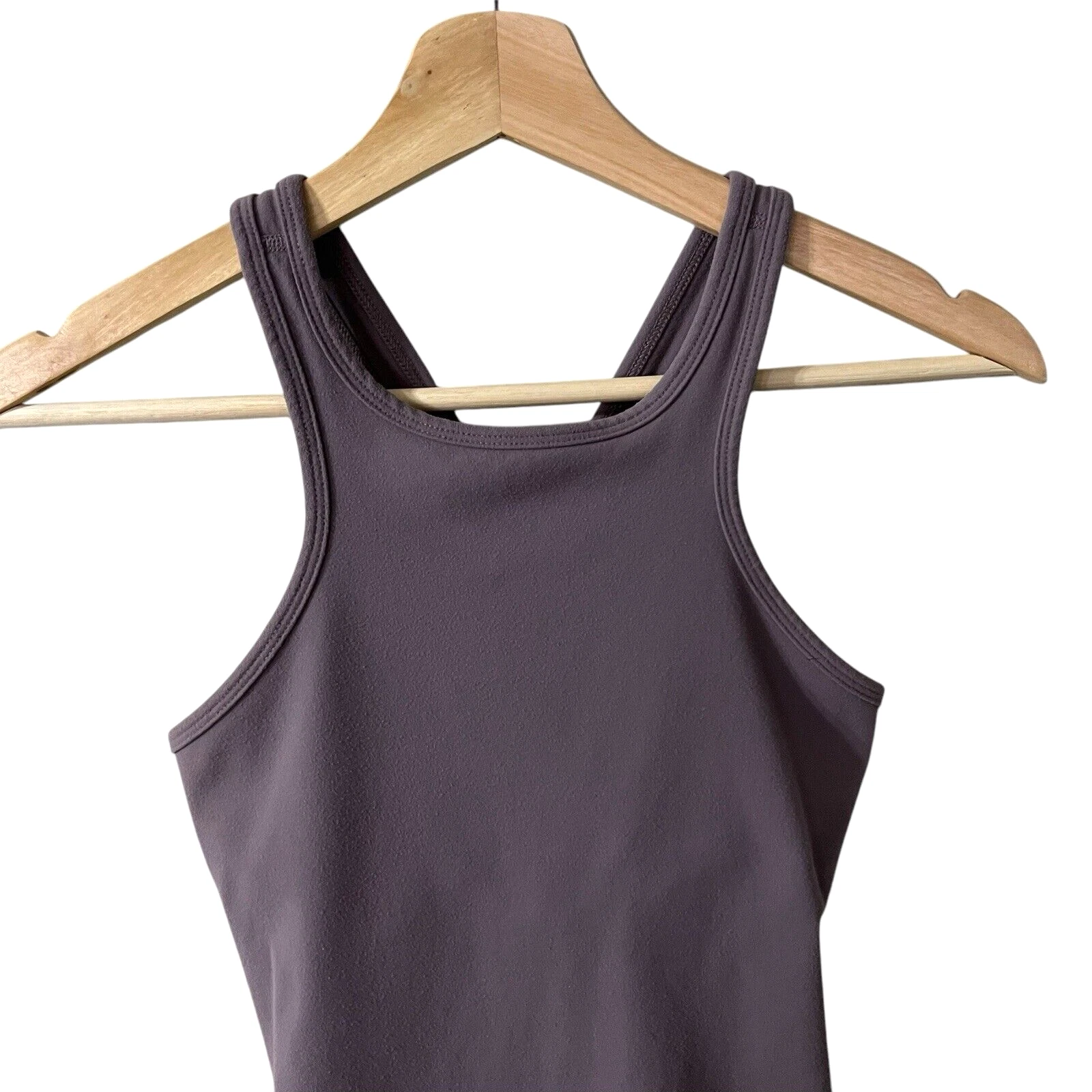 beyond-yoga under lock & keyhole built in shelf bra dusty violet tank-top