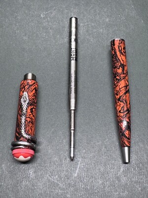 ✴︎Mont Blanc cobra✴︎ MONTBLANC Heritage Rouge&Noir Serpent Marble Special Edition