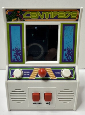 VINTAGE ATARI 1981 CENTIPEDE HAND HELD MINI ARCADE VIDEO GAME WORKS **READ**