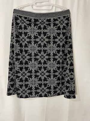Max Studio Women s Skirt, Size SMALL Black & White, Elastic Waistband