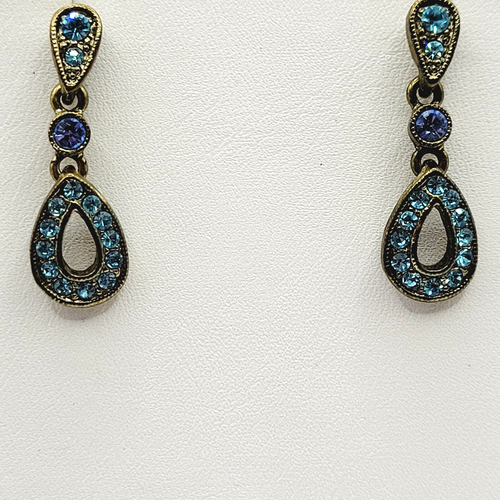 1928 Blue Crystal Teardrop Shape Drop Dangle Pierced Earrings Winter Wonderland - Picture 13 of 24