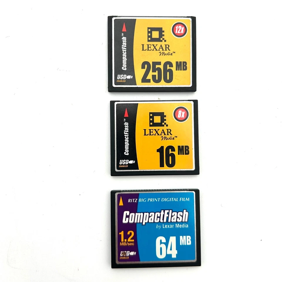 CompactFlash CF Card Storage Case Holder Wallet + 3 Memory Cards - Image 3 of 4