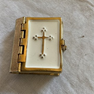 Vintage Miniature The Holy Bible white enamel 3.5cm Mini