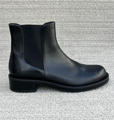 STUART WEITZMAN Chelsea Black Leather Boots Women s Size 7.5 US NEW
