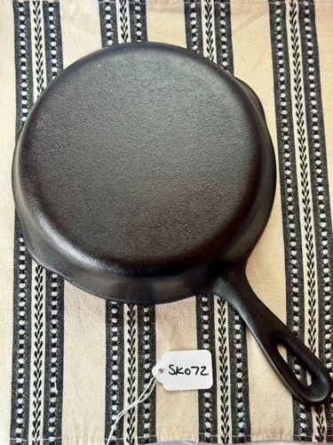 Wagner Ware Unmarked No. 5 Cast Iron Skillet Made in USA **Cracked**