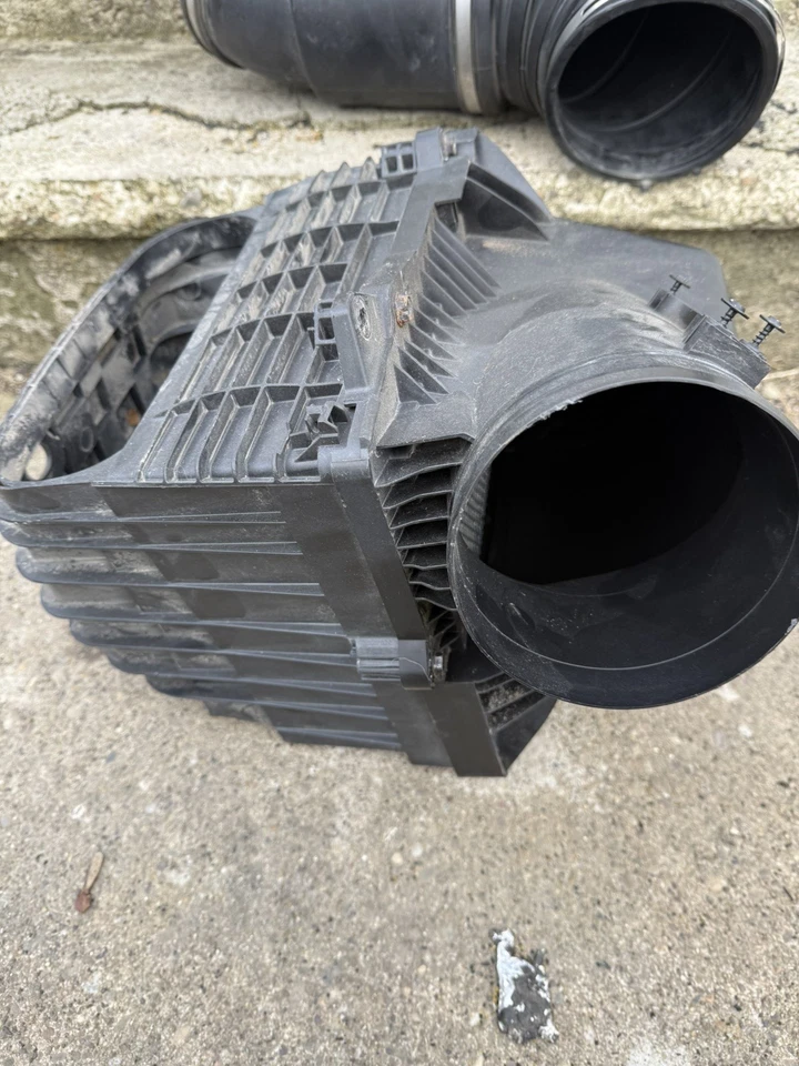 19-24 Dodge RAM 2500 3500 6.7L Diesel Cummins Air Box Intake MOPAR OEM H2 - Image 2 of 4