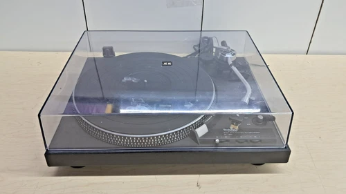 Technics by Panasonic SL-1900 Direct Drive Automatic Turntable System