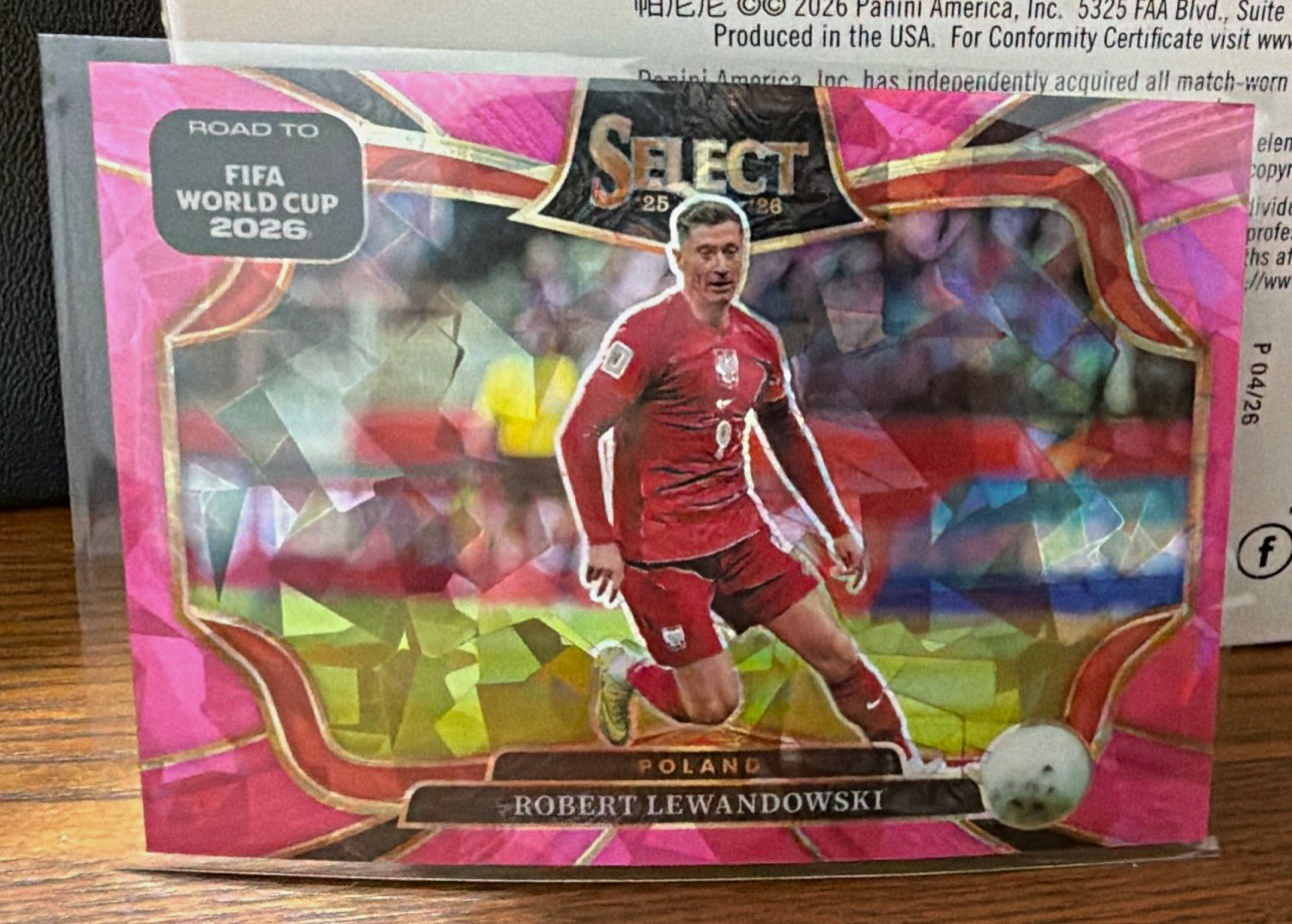 Panini Select Road to WC 2025-26 Robert Lewandowski Poland #226 Field Prizm