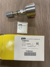 PARKER 71315SN1KNJ1N0H111C2 3WAY NORMALLY CLOSED 1/8'' NPT SOL. VALVE NEW IN BOX