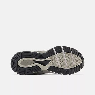 Men New Balance 990 v4 Grey Silver Sneakers U990gr4 | eBay