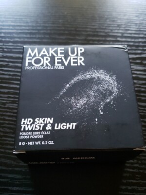 Make Up For Ever HD Skin Twist & Light 24hr Luminous Finishing Powder in Medium
