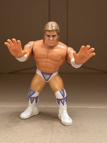 WWF WWE Hasbro Wrestling Figure. Series 8: Lex Lug...