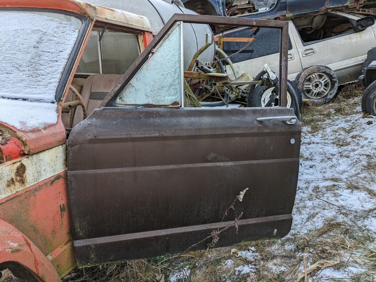 1973 - 1978 Jeep J10 J20 Cherokee Wagoneer Front Drivers Manual 1973 - 1978 Jeep J10 J20 Cherokee Wagoneer Front Drivers Manual