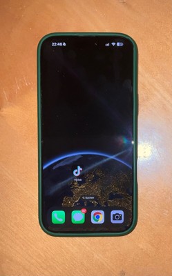 iphone 16 pro max WITH TIKTOK INSTALLED