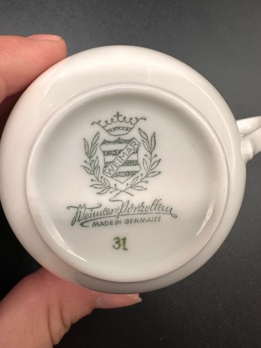 umfangreiches Weimar Kaffeeservice und Mokkaservice goldene Pünktchen Porzellan - Bild 13 von 24