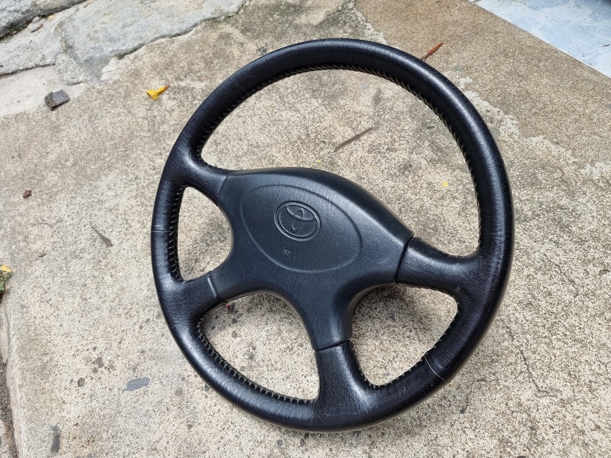 AE101 レビントレノ SJ純正ステア AE100 ネオクラ JDM カローラ Rare JDM Toyota Ae100/101 4 Spork Stitch Leather Option