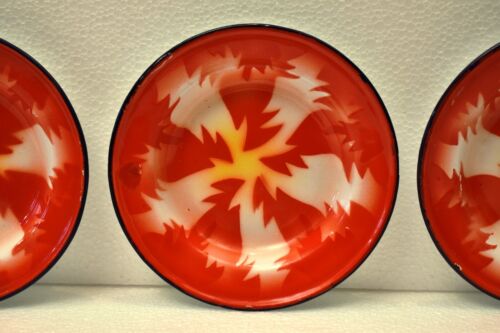 Vintage Enamelware Plates Set of 4 Red Starburst Pattern Rustic Kitchen Decor - Picture 3 of 7