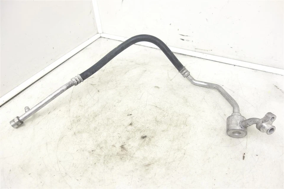 Mangueira flexível de baixa pressão 2002-2004 Infiniti I35 A/C 92480-5Y700 - Imagem 4 de 4