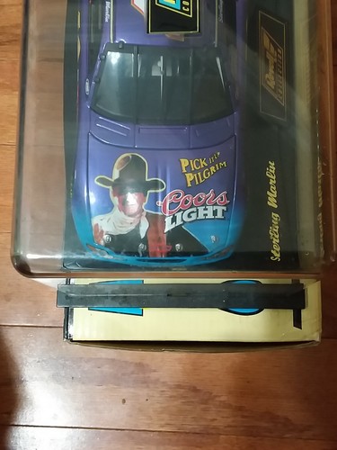 STERLING MARLIN # 40~JOHN WAYNE/COORS 2000 MONTE CARLO~REVELL 1:24 DIECAST CAR - Picture 2 of 4