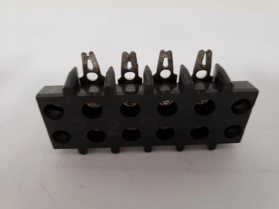 CINCH JONES 4-4141-3/W TERMINAL BLOCK 20A 250VAC 4 POSITION (LOT OF 7) - Image 3 of 4