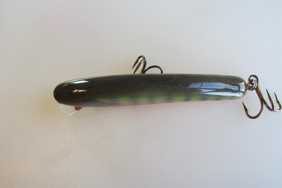 Lot 5600 Big EYE Baits Musky, Muskie, Pike Rattle Crankbait EX Plus