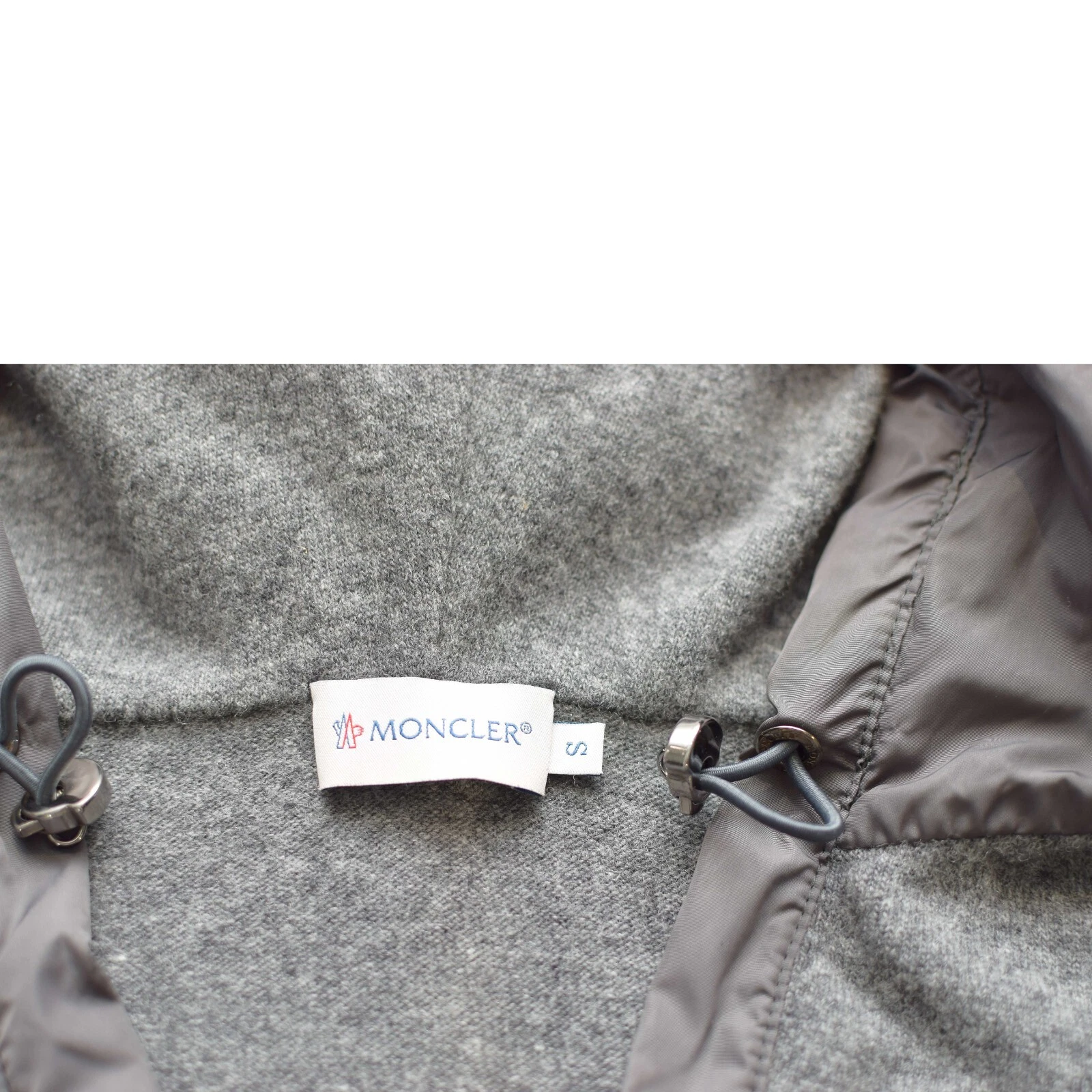 MONCLER maglia lana vergine grigia manica lunga con cappuccio taglia S