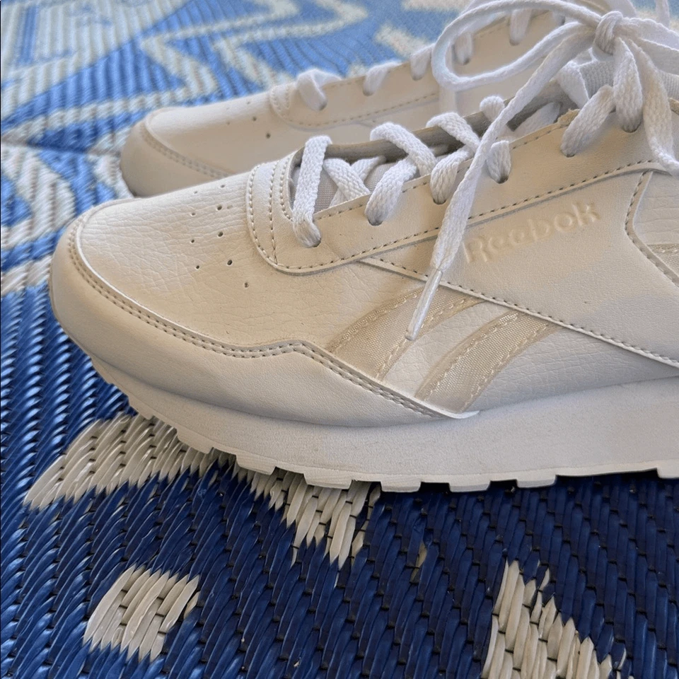 Zapatillas deportivas Reebok para mujer talla 7,5 blancas rebobinadas para correr zapatos porcelana rosa GY8857 Foto 4 de 4