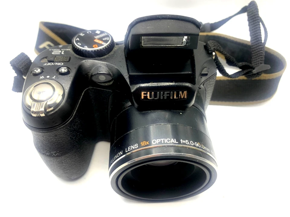 Fujifilm FinePix S Series S2750HD 12.2MP Digital Camera - Black, photo 2 of 5