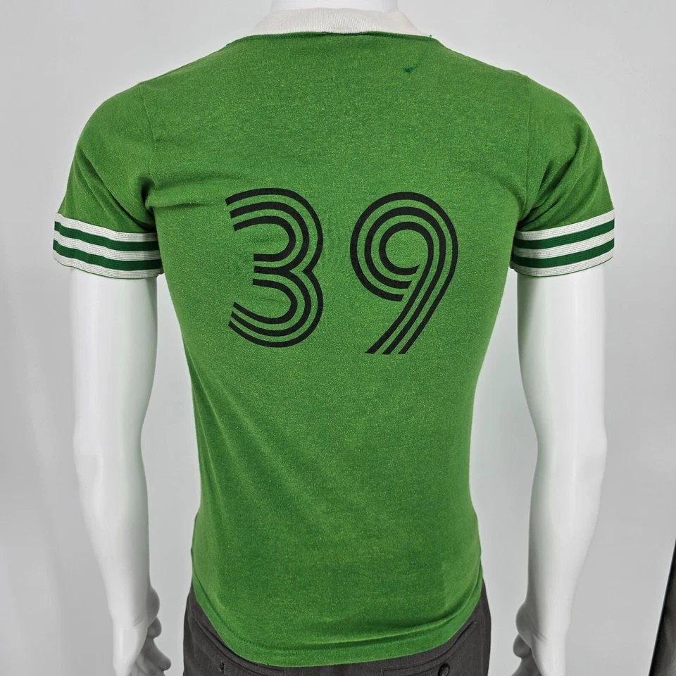 Camiseta de fútbol vintage de los años 80 Soffe Shirts Strongville #39 camiseta con timbre (XS) Foto 3 de 4