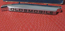 Nos 1967 Oldsmobile 88 Front Grill Ornament Pristine 396098