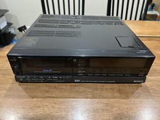 Sony EV-S700UB PAL DAV Video8 8mm Vide Tape Player Recorder For Repair Powers On