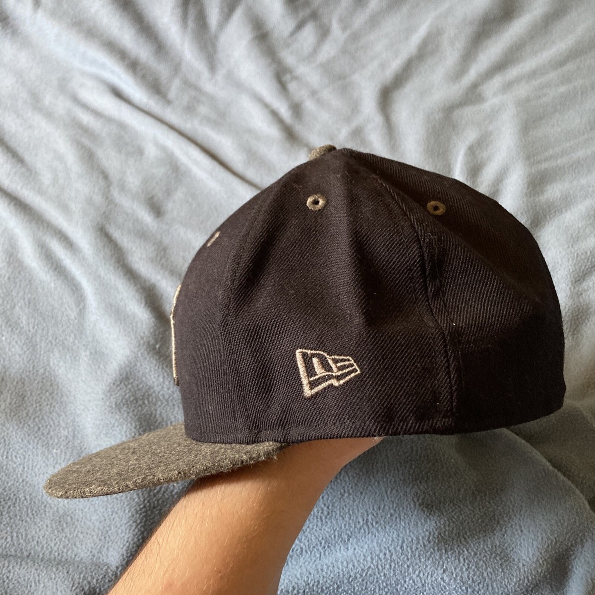 New York Yankees New Era Fitted Hat Cap Size 7 1/2 100% Wool New York Yankees New Era Fitted Hat Cap Size 7 1/2 100% Wool