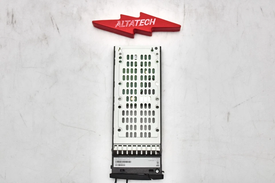 Dell 9SW066-080-CML 300GB 15K SAS 2.5 6G CML - Image 2 of 4