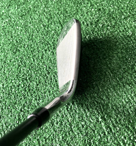 Wilson Staff LP Pitching Wedge, Regular EvenFlow 5.5 Graphite, Men's Right-Hand - Picture 4 of 6