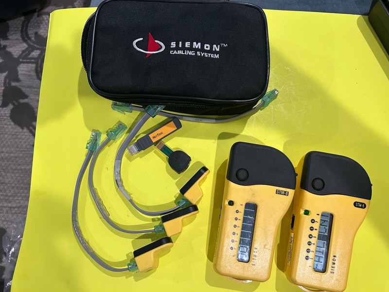QTY 2 Siemon STM-8 RJ45 Cable Tester with Accessories and 1 Carry Case