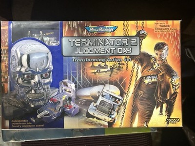 galoob製　マイクロマシン　ターミネーター2 1997 Micro Machines Terminator 2 Transforming Action Set Playset