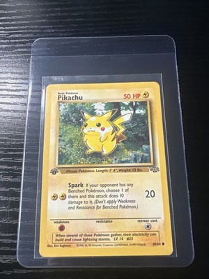 Pikachu 60/64 Jungle 1. Edition WOTC Vintage Pokemon 